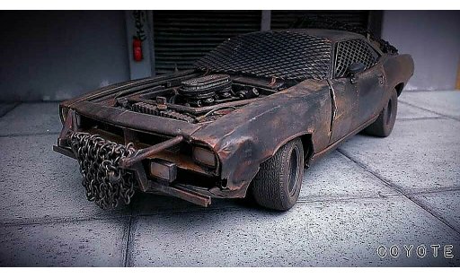 Plymouth Cuda Zombie Crusher 1/18 Highway 61 madmax diecast model cars