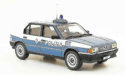 Alfa Romeo 33 1.3 1/43 Pego police 1983 diecast model cars