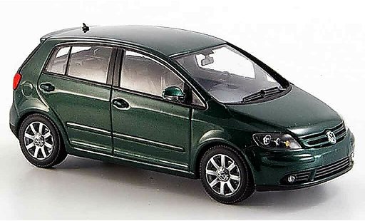 Volkswagen Golf Base 1/43 Minichamps plus green 2004 diecast model cars