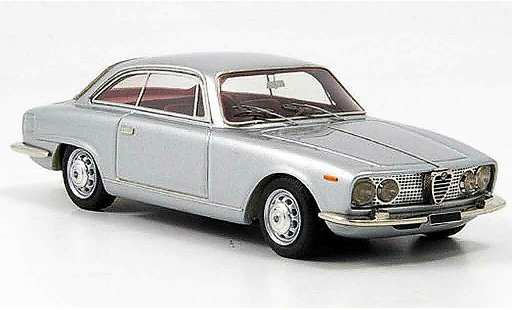 Alfa Romeo 2000 sprint 1/43 Look Smart grey metallisee rotes interieur 1962 diecast model cars