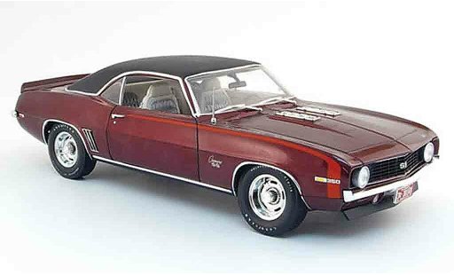 Chevrolet Camaro SS 1/18 Highway 61 350 red black 1969 diecast model cars