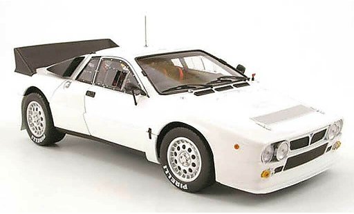 Lancia 037 Rally 1/18 Kyosho rallye presentation white diecast model cars