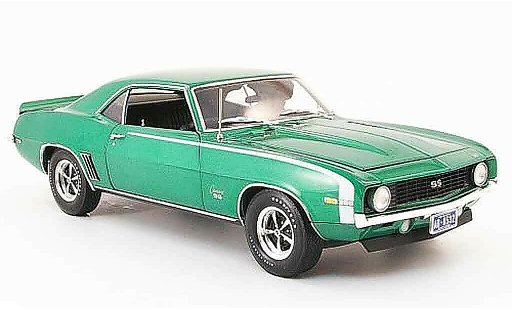 Chevrolet Camaro SS 1/18 Highway 61 396 green 1969 diecast model cars
