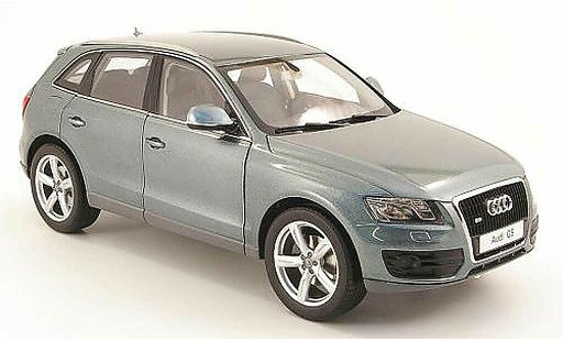Audi Q5 suv 1/18 Kyosho blue ciel diecast model cars