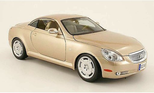Lexus SC 430 1/18 Maisto beige toit ferme 2002 diecast model cars