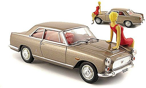 Lancia Flaminia coupe 3B 1/43 Starline grey Spielwarenmesse 2008 avec Figur diecast model cars