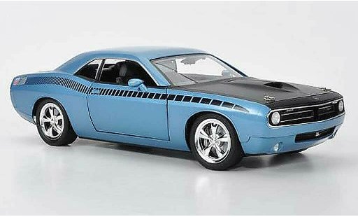 Plymouth Cuda Concept 1/18 Highway 61 AAR blue/matt black with Dekoration diecast model cars