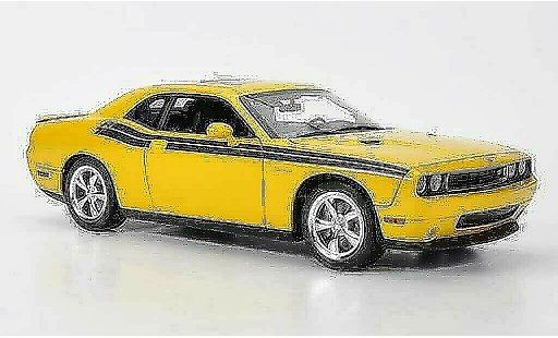 Dodge Challenger 2010 1/18 Highway 61 R/T yellow with blacker Dekoration diecast model cars