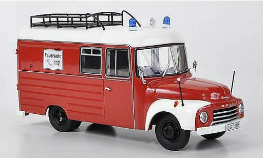 Opel Blitz Type A 1/43 Premium ClassiXXs 1.75t pompier red/white diecast model cars