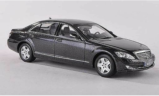 Mercedes W 221 Base 1/43 Spark S classe black-grey diecast model cars