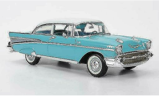 Chevrolet Bel Air Sedan 1/18 Highway 61 1957 grey 2-portes diecast model cars
