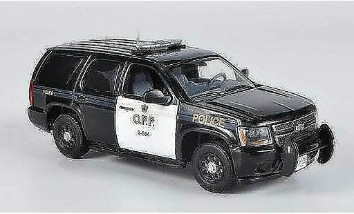 Chevrolet Tahoe police 1/43 First Response O.P.P. - Ontario Provencial 2011 diecast model cars