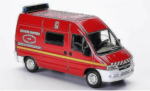 Peugeot Boxer Base 1/43 Solido Secours Routiers - Indre (F) diecast model cars
