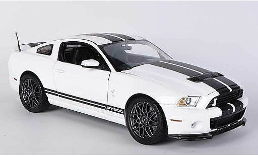 Shelby GT 500 2013 1/18 Shelby Collectibles white/mattblack diecast model cars