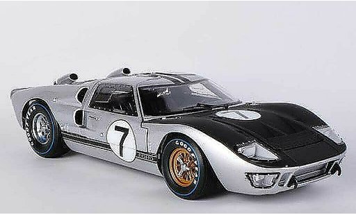 Ford GT40 Mk II 1/18 Shelby Collectibles GT 40 MkII No.7 Alan Mann Racing G.Hill / B.Muir 1966 diecast model cars