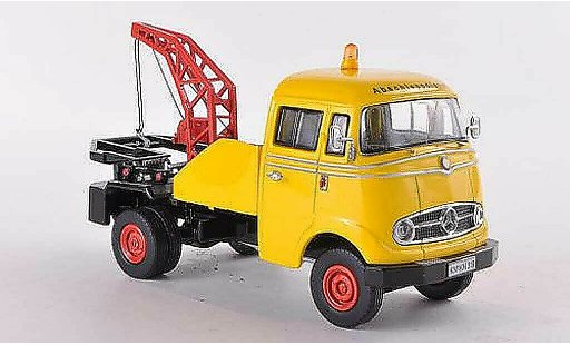 Mercedes L319 Abschleppwagen 1/43 Premium ClassiXXs L 319 yellow diecast model cars