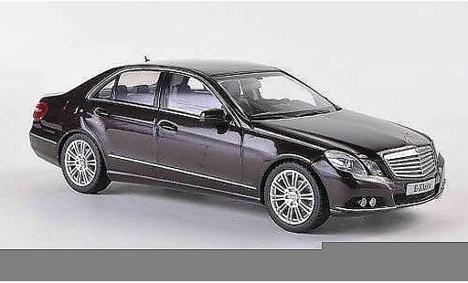 Mercedes Classe E Base 1/43 Schuco (W212) brown 2009 diecast model cars