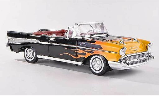 Chevrolet Bel Air Convertible 1/18 Motormax 1957 black with Flammendekor diecast model cars