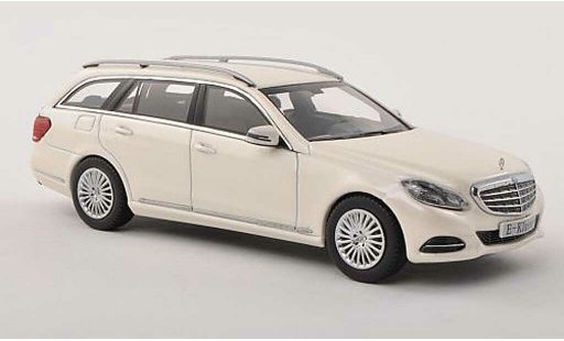 Mercedes Classe E T-Modell 1/43 Kyosho T-Modele (S212) white 2013 diecast model cars