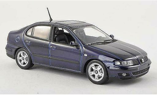 Seat Toledo Base 1/43 Minichamps black-blue diecast model cars