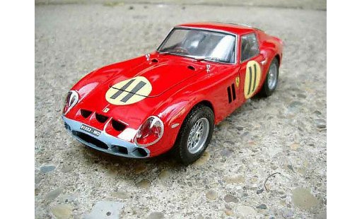 Ferrari 250 GTO 1963 1/18 Burago #11 diecast model cars