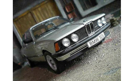 Bmw 323 coupe 1/18 Autoart e21 grey argent polaris grey 1977 diecast model cars