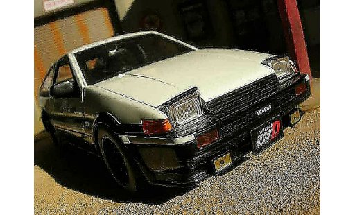 Toyota Trueno AE86 1/18 Jada Toys  diecast model cars