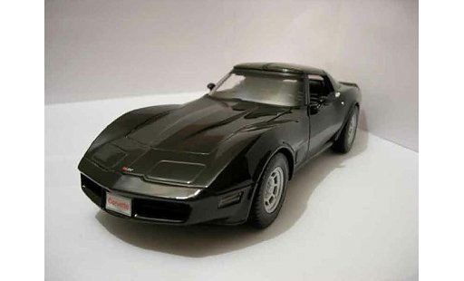 Chevrolet Corvette Coupe 1/18 Welly C3 black 1982 diecast model cars