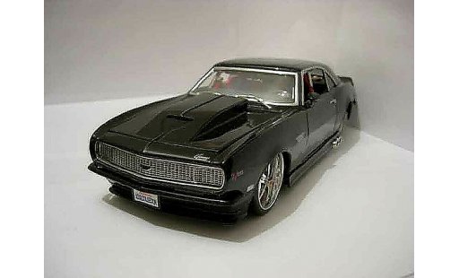 Chevrolet Camaro Z28 1/18 Jada Toys black 1968 diecast model cars