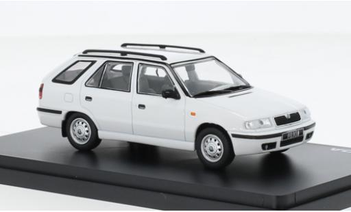 Diecast model cars Skoda Felicia 1/43 Abrex FL combi white 1998 Skoda Felicia 1/43 Abrex FL combi white 1998 diecast model cars