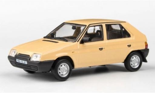 Diecast model cars Skoda Favorit 1/43 Abrex 136L beige RHD 1988 Skoda Favorit 1/43 Abrex 136L beige RHD 1988 diecast model cars