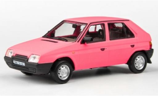 Diecast model cars Skoda Favorit 1/43 Abrex 136L matt-pink 1988 Skoda Favorit 1/43 Abrex 136L matt-pink 1988 diecast model cars
