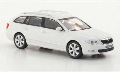Diecast model cars Skoda Superb 1/43 Abrex II Combi white 2009 Skoda Superb 1/43 Abrex II Combi white 2009 diecast model cars