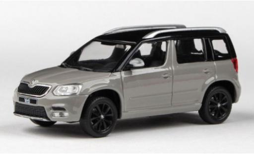 Diecast model cars Skoda Yeti 1/43 Abrex FL grey/black 2013 Skoda Yeti 1/43 Abrex FL grey/black 2013 diecast model cars