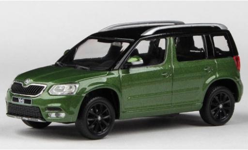 Diecast model cars Skoda Yeti 1/43 Abrex FL metallic green/black 2013 Skoda Yeti 1/43 Abrex FL metallic green/black 2013 diecast model cars