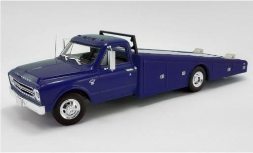 Diecast model cars Chevrolet C-30 1/18 ACME Ramp Truck/blue 1967 Abschleppwagen Chevrolet C-30 1/18 ACME Ramp Truck/blue 1967 Abschleppwagen diecast model cars