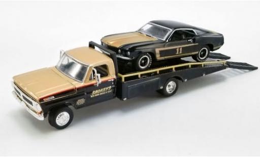 Diecast model cars Ford Mustang 1/64 ACME Boss 302 No.11 Smokeys Trans-Am 1969 avec 1970 F-350 Ramp Truck S.Yunick Ford Mustang 1/64 ACME Boss 302 No.11 Smokeys Trans-Am 1969 avec 1970 F-350 Ramp Truck S.Yunick diecast model cars
