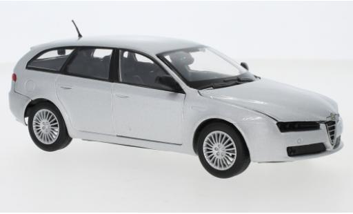 Diecast model cars Alfa Romeo 159 1/24 Motormax SW silber 1:24 Alfa Romeo 159 1/24 Motormax SW silber 1:24 diecast model cars
