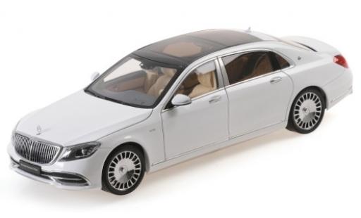 Diecast model cars Mercedes CLA 1/18 Almost Real Maybach Classe S metallic white 2019 Mercedes CLA 1/18 Almost Real Maybach Classe S metallic white 2019 diecast model cars