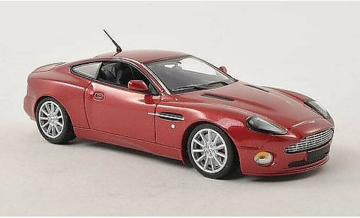 Aston Martin Vanquish s 1/43 Minichamps red with Figur 2004 diecast model cars