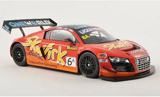 Audi R8 lms 1/18 Spark No.6 Skwirk 12h Bathurst 2013 /W.Luff diecast model cars