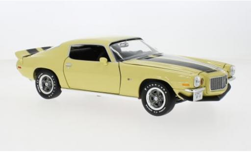 Chevrolet Camaro 1/18 Auto World RS/Z28 gelb/schwarz 1972 1:18 diecast model cars