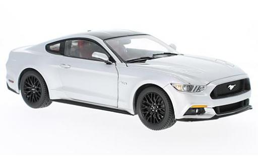 Diecast model cars Ford Mustang 1/18 Auto World GT grey 2017 sans Vitrine Ford Mustang 1/18 Auto World GT grey 2017 sans Vitrine diecast model cars