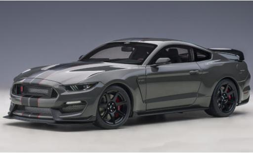 Diecast model cars Ford Mustang 1/18 AUTOart Shelby GT-350R metallic grey/matt-black 2017 Ford Mustang 1/18 AUTOart Shelby GT-350R metallic grey/matt-black 2017 diecast model cars