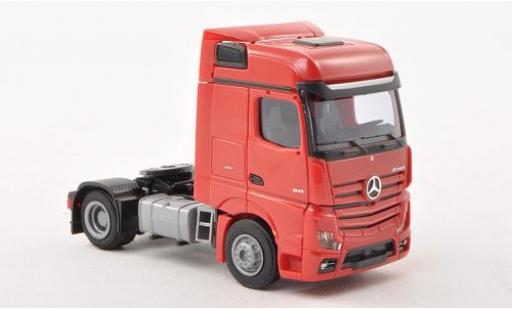 Diecast model cars Mercedes Actros 1/87 AWM 2 Bigspace/Aerop. red Solo-Zugmaschine 2-achsig red Mercedes Actros 1/87 AWM 2 Bigspace/Aerop. red Solo-Zugmaschine 2-achsig red diecast model cars