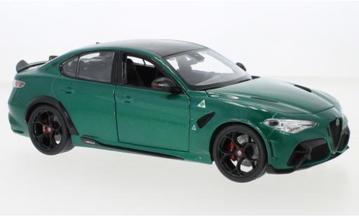 Diecast model cars Alfa Romeo Giulia 1/18 Burago GTA metallise green 2020 Alfa Romeo Giulia 1/18 Burago GTA metallise green 2020 diecast model cars