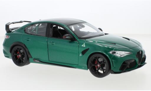 Diecast model cars Alfa Romeo Giulia 1/18 Burago GTAm metallise green 2020 Alfa Romeo Giulia 1/18 Burago GTAm metallise green 2020 diecast model cars