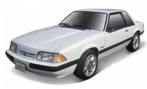 Diecast model cars Ford Mustang 1/64 Burago LX white 1988 Ford Mustang 1/64 Burago LX white 1988 diecast model cars