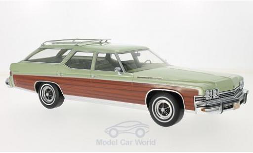 Diecast model cars Buick Estate 1/18 BoS Models Wagon metallic green/Holzoptik 1974 Buick Estate 1/18 BoS Models Wagon metallic green/Holzoptik 1974 diecast model cars