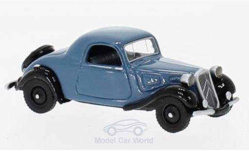 Diecast model cars Citroen Traction 1/87 BoS Models Avant Faux Cabriolet blue/black 1936 Citroen Traction 1/87 BoS Models Avant Faux Cabriolet blue/black 1936 diecast model cars
